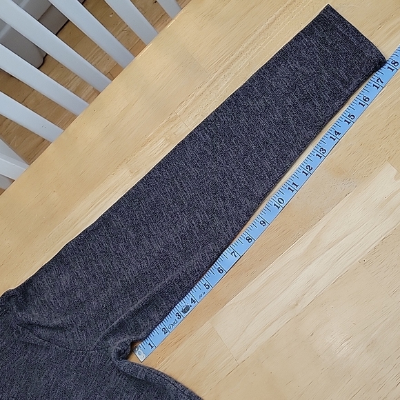 Volcom Thermal Top - Picture 8 of 10